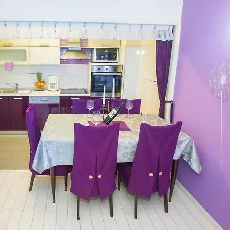Mirjana Apartamento *
