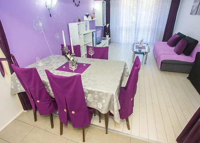 Mirjana アパート