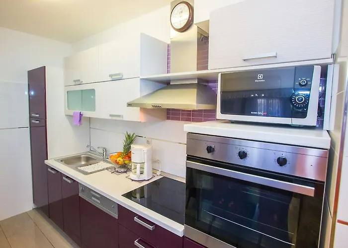 Mirjana アパート ポレッチ